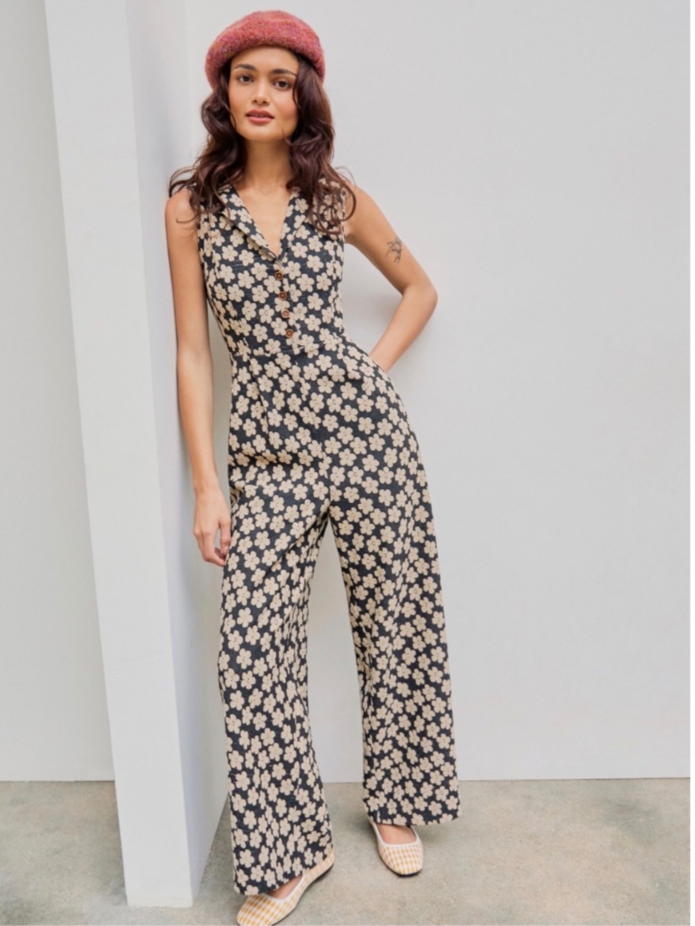 NWT KNIT COLLAR FLORAL WIDE LEG JUMPSUIT M